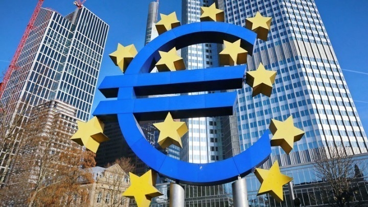 ΕΚΤ: Επιτάχυνση των καταθέσεων και των επιχειρηματικών δανείων
